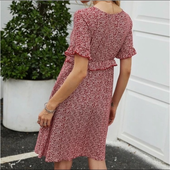 Ditsy Floral Dress - Picture 3 of 4